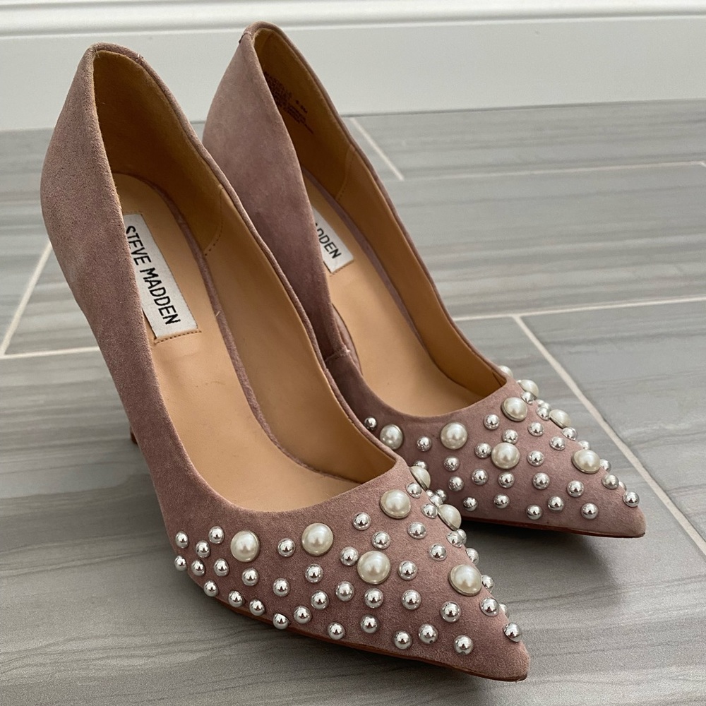 Worn once, excellent condition